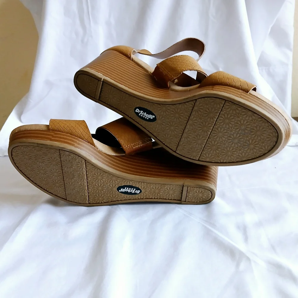 Assorted Women's Sandals Lot of 2: Dr Scholls & Clarks Artisan Size 6.5M
